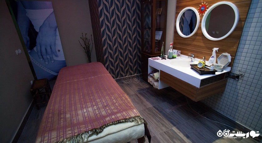 تخت ماساژ مرکز اسپا